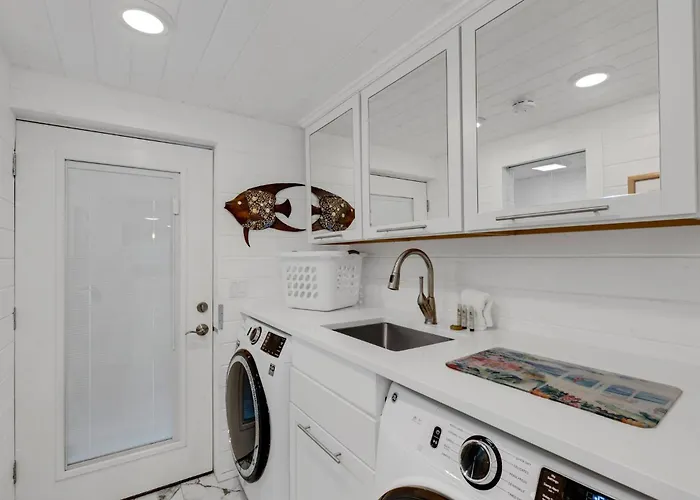 Holiday home Coastal Breeze - Pool Home! Clearwater Beach